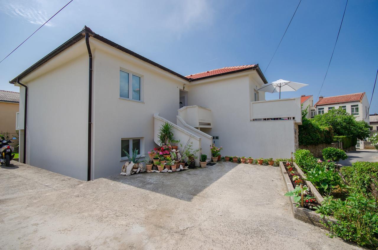 Apartments Toni Banjol Exterior foto